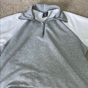 Nike women’s quarter zip